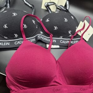Calvin Klein Women’s Wireless Padded Bralette Lot Of 2 Small NWT